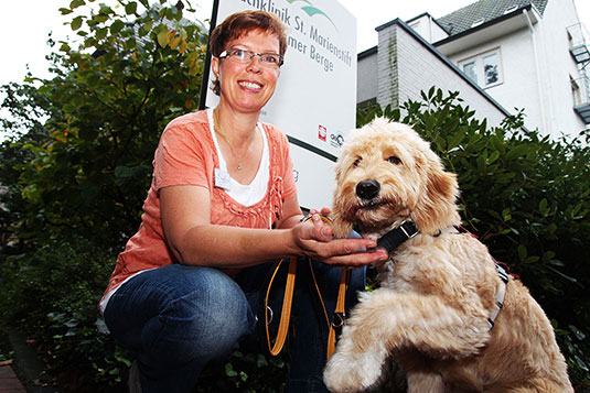 Tiergestützte Therapie Hund Jano